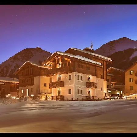Piccolo Hotel 3*